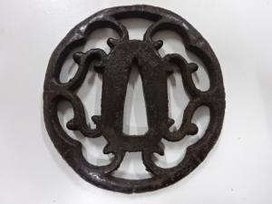 鉄地　透かし　鍔